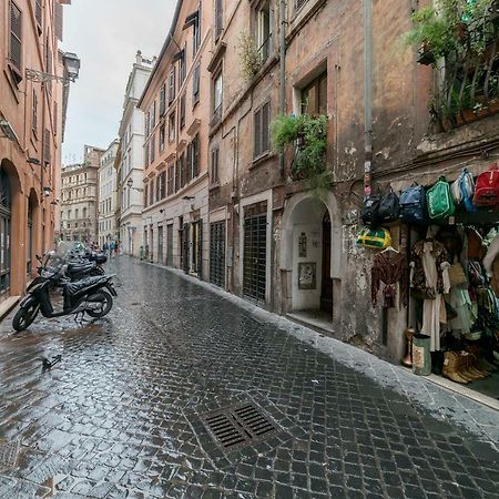 Sleep In The Clouds Near Piazza Navona Apartment Rome Luaran gambar